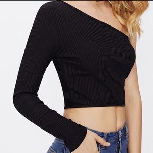 Off The Shoulder Ribbed Crop Top